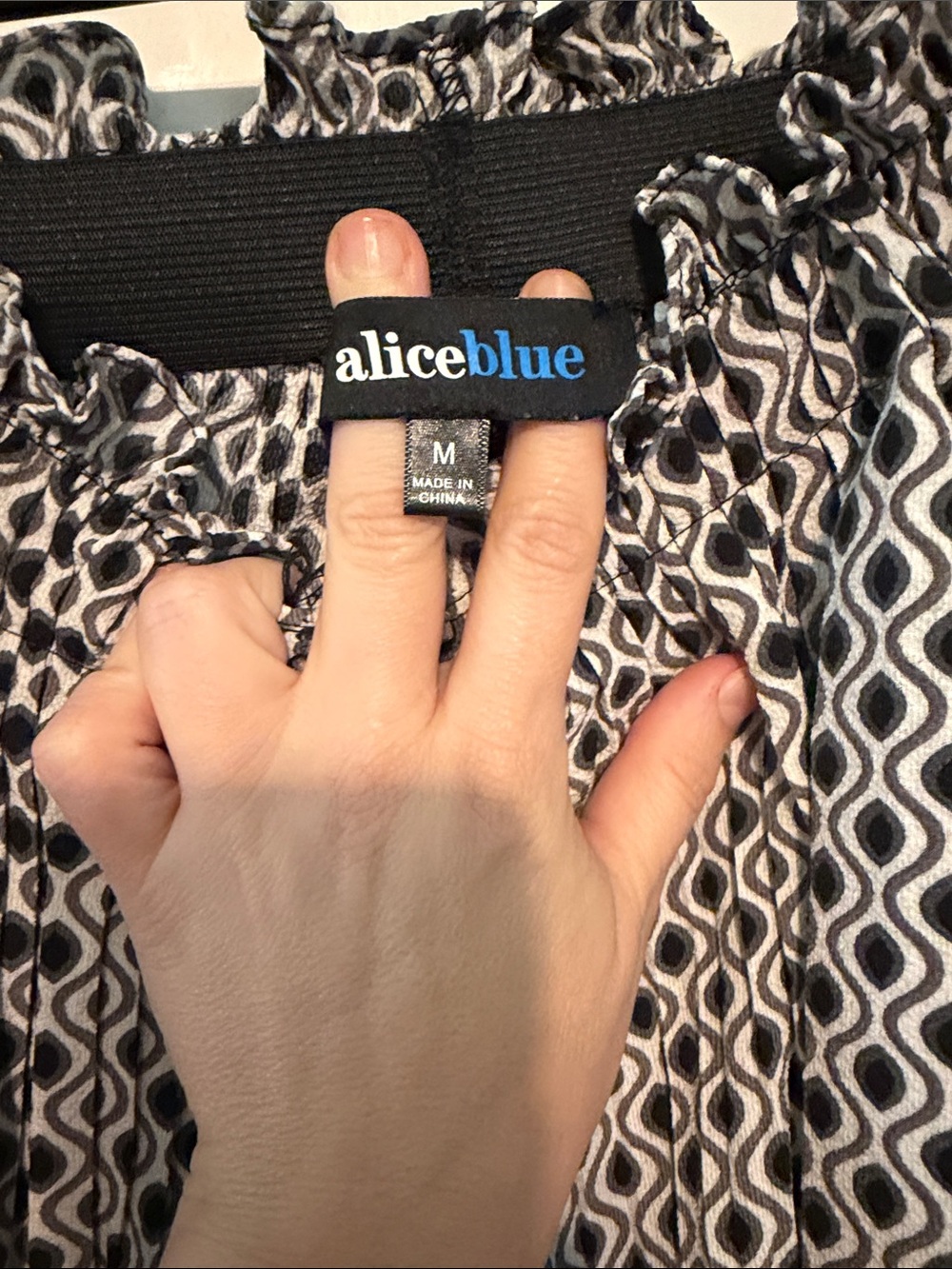 Alice Blue Black and White Pleated Geometric Print GauchoPants with Ruffle Waist - Picture 3 of 7